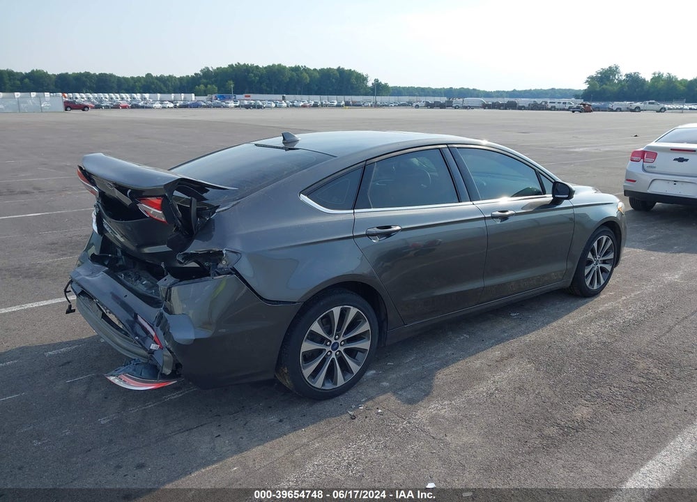 2020 FORD FUSION SE VIN: 3FA6P0T96LR190400
