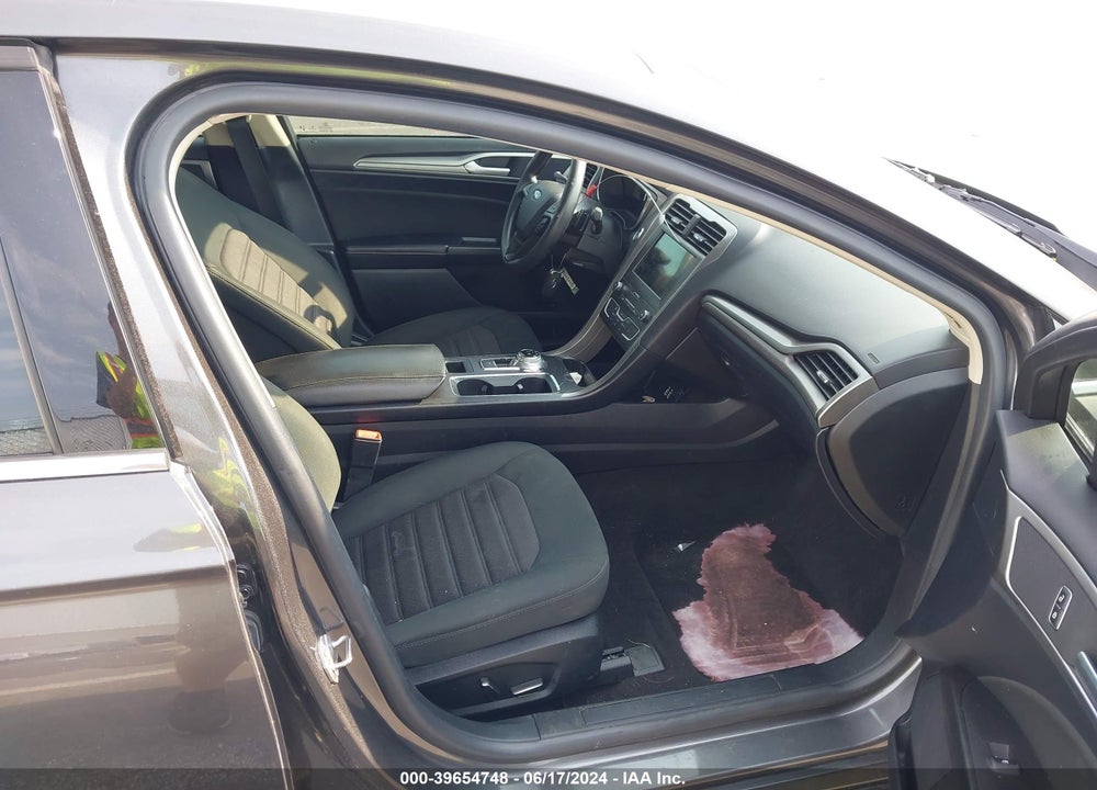 2020 FORD FUSION SE VIN: 3FA6P0T96LR190400
