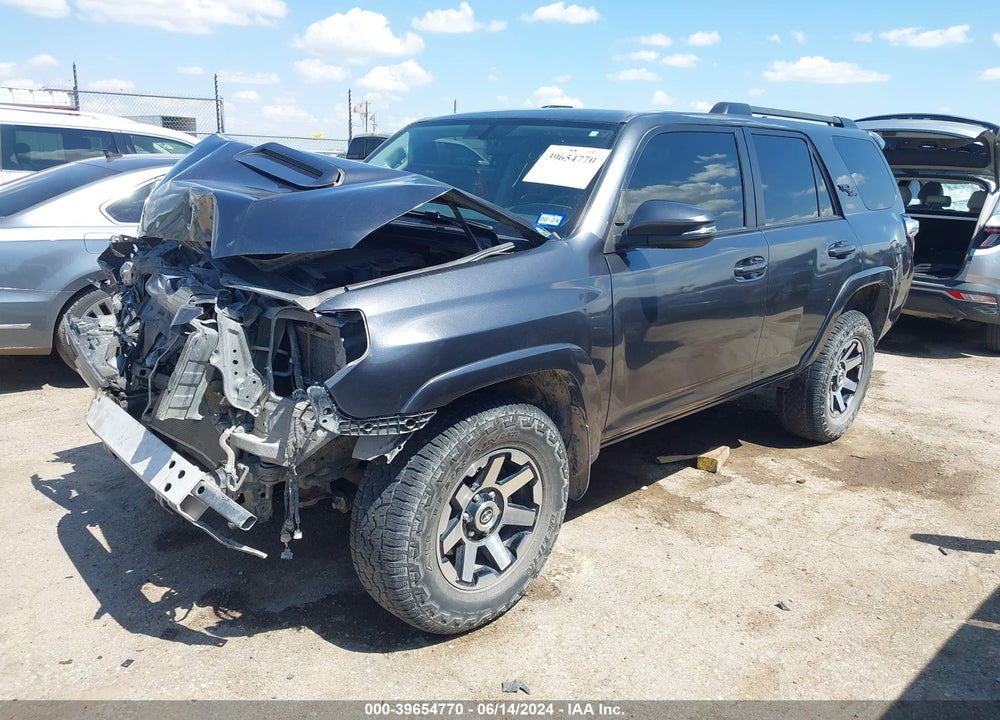 2018 TOYOTA 4RUNNER TRD OFF ROAD PREMIUM VIN: JTEBU5JR7J5536046