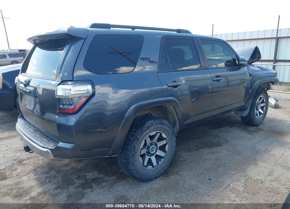 2018 TOYOTA 4RUNNER TRD OFF ROAD PREMIUM VIN: JTEBU5JR7J5536046