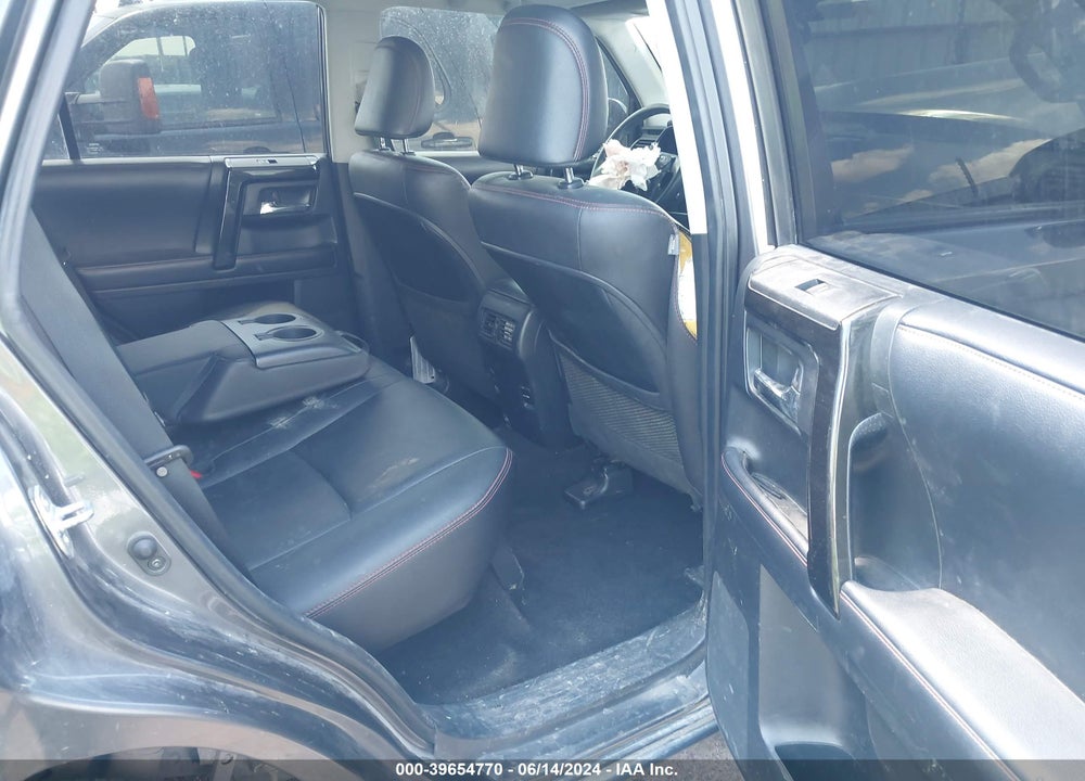 2018 TOYOTA 4RUNNER TRD OFF ROAD PREMIUM VIN: JTEBU5JR7J5536046