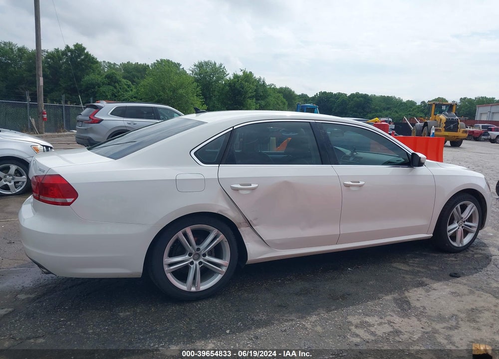 2013 VOLKSWAGEN PASSAT 3.6L V6 SE VIN: 1VWBM7A3XDC125958
