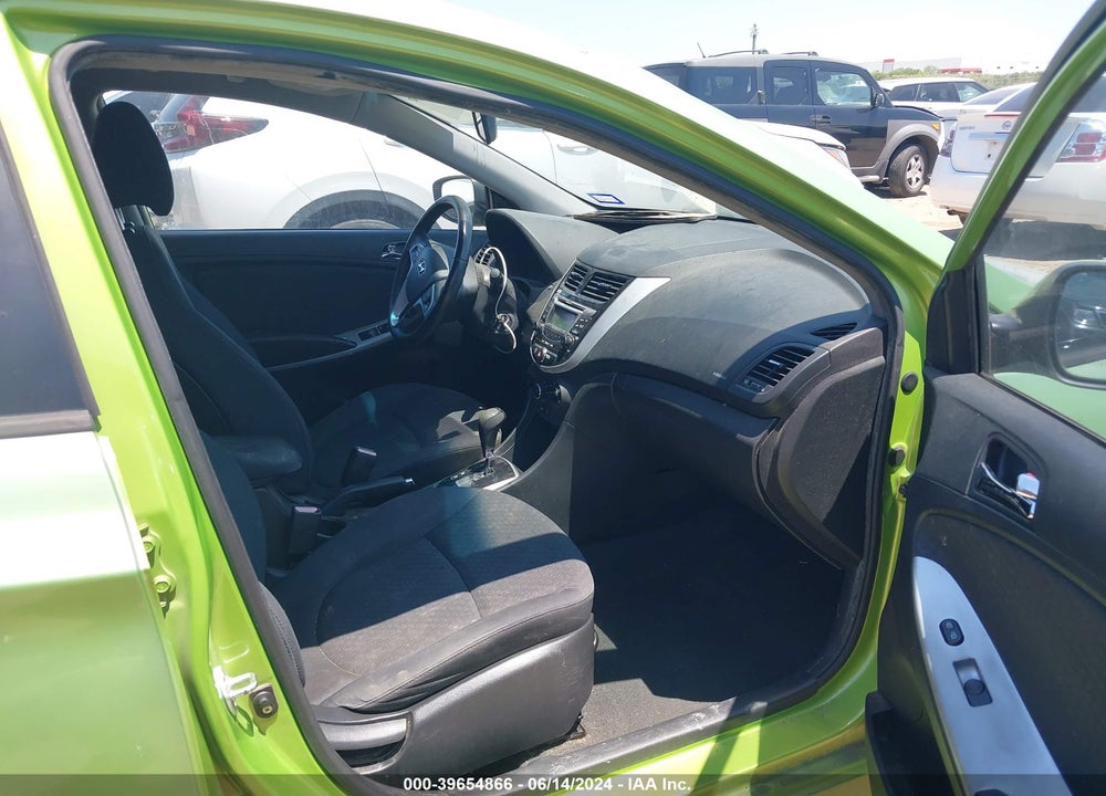 2012 HYUNDAI ACCENT SE VIN: KMHCU5AE0CU028172