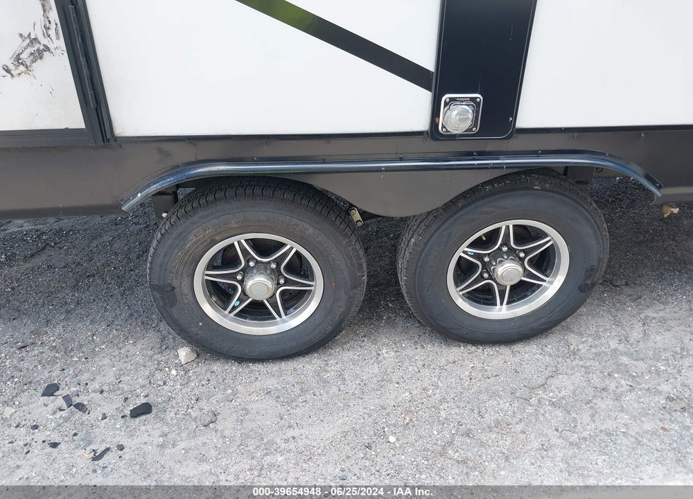 2021 WINNEBAGO MINNIE TRAVEL TRAILER VIN: 54CTM1V22M6062052