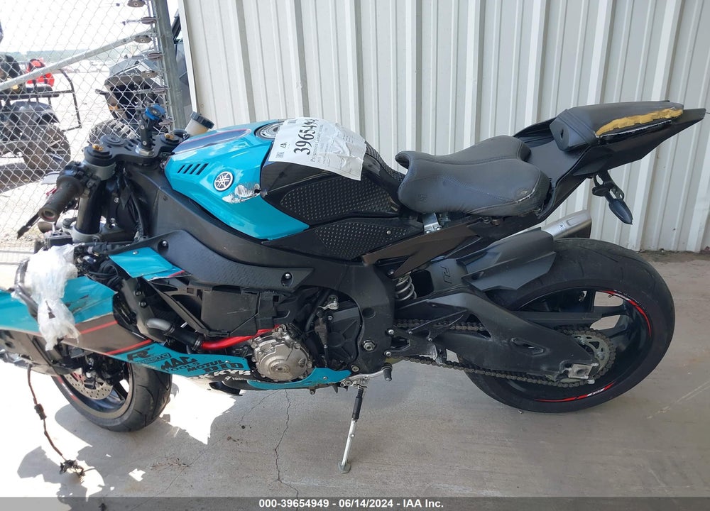2015 YAMAHA YZFR1 VIN: JYARN39EXFA000210