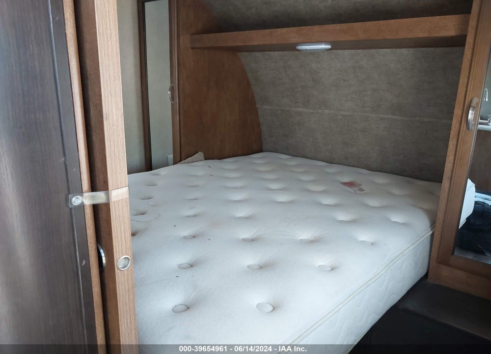 2016 FFOREST RIVER CRUISE LITE VIN: 4X4TSMD2XGE020595