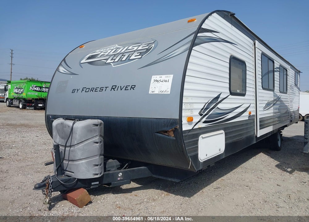 2016 FFOREST RIVER CRUISE LITE VIN: 4X4TSMD2XGE020595