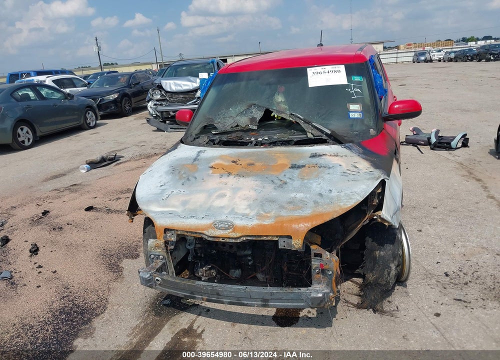 2019 KIA SOUL VIN: KNDJN2A2XK7670599