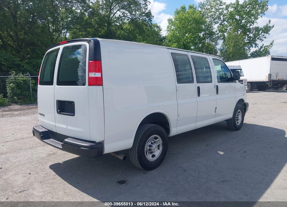 2022 CHEVROLET EXPRESS CARGO RWD 2500 REGULAR WHEELBASE WT VIN: 1GCWGAFP2N1219172