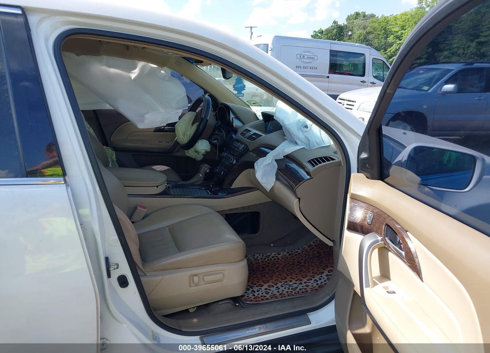 2013 ACURA MDX VIN: 2HNYD2H68DH519272