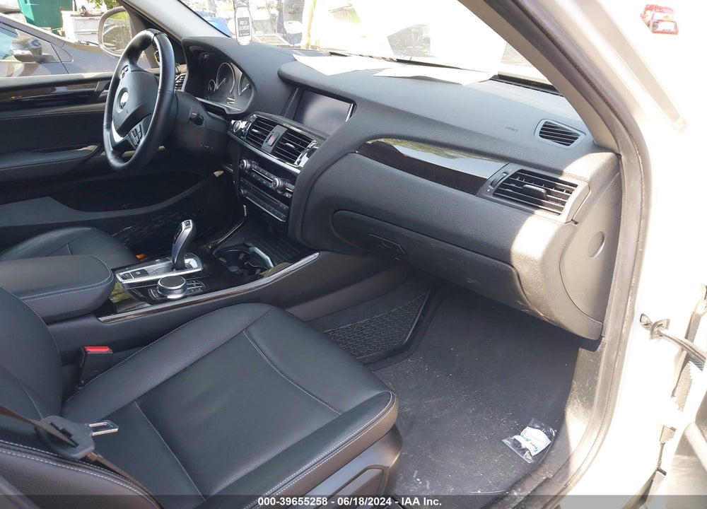 2017 BMW X3 SDRIVE28I VIN: 5UXWZ7C50H0V86189