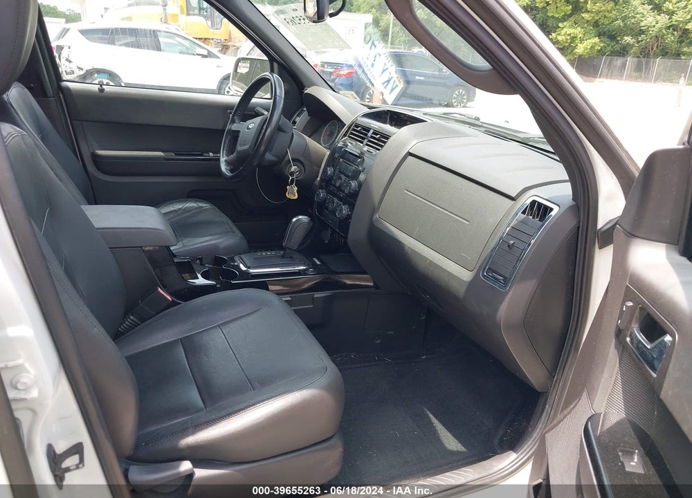 2011 FORD ESCAPE LIMITED VIN: 1FMCU9EG1BKC67890