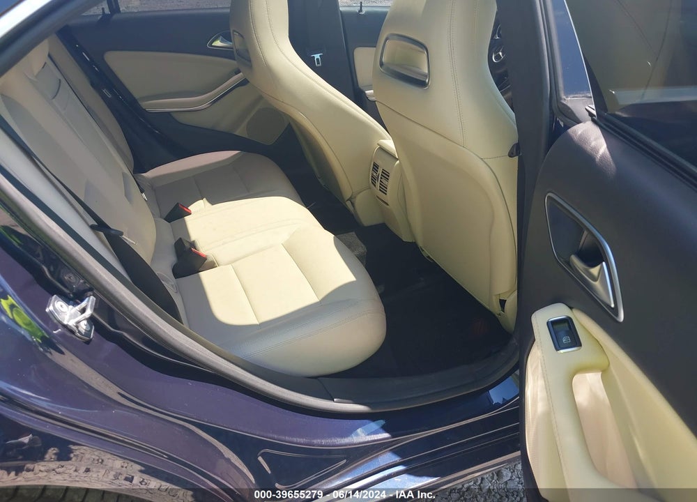 2018 MERCEDES-BENZ CLA 250 VIN: WDDSJ4EB0JN693797