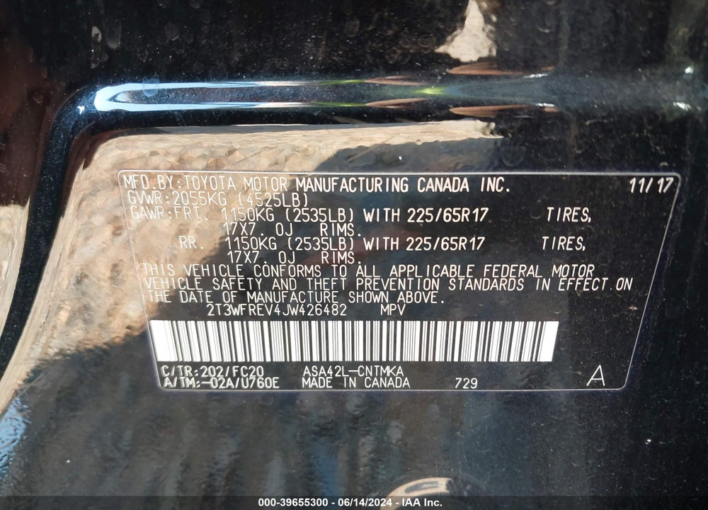 2018 TOYOTA RAV4 XLE VIN: 2T3WFREV4JW426482