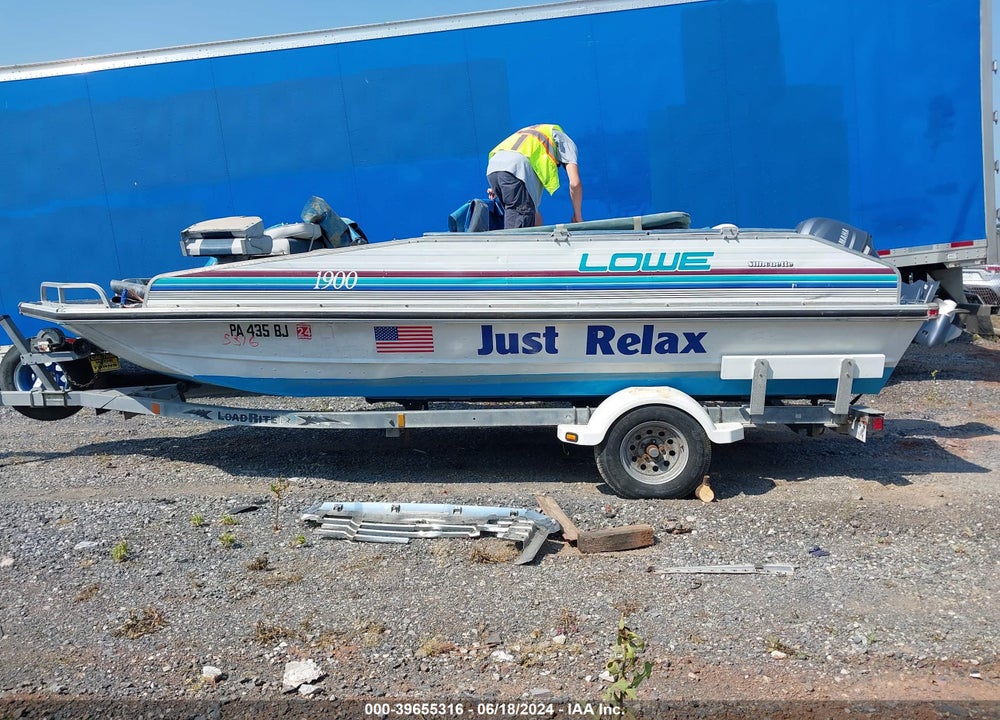 2000 LOWE 170 VIN: 5A4UU3R13Y2050185