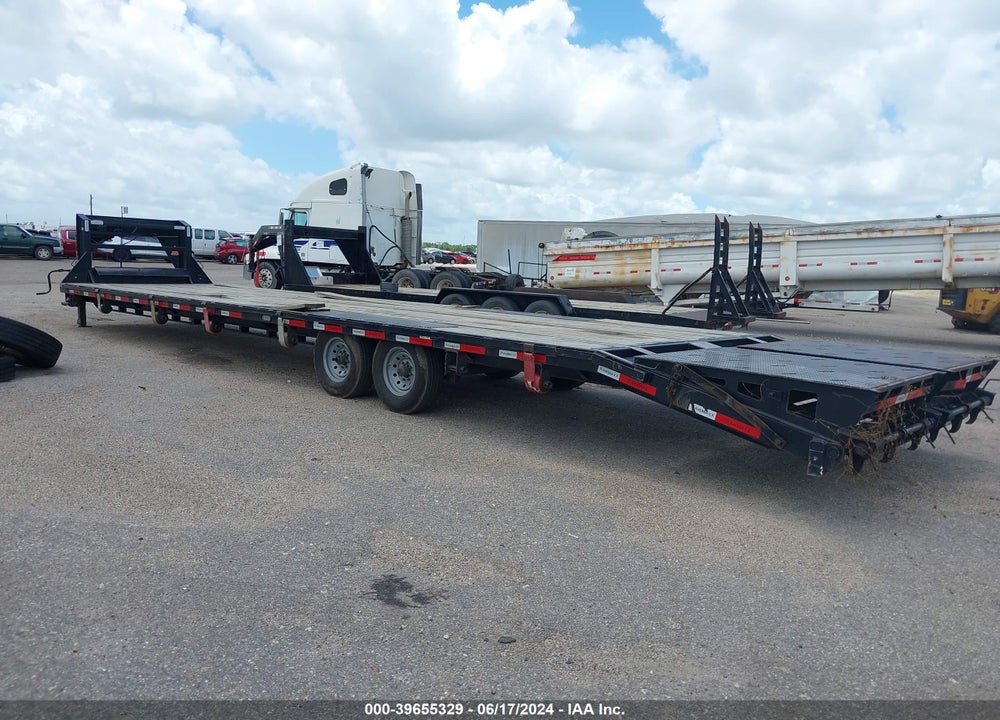 2023 TRAILER RAWMAXX 40' GOOSENECK VIN: 3EVGF4022P1105736
