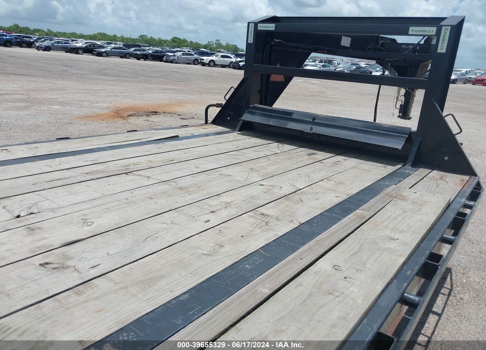 2023 TRAILER RAWMAXX 40' GOOSENECK VIN: 3EVGF4022P1105736