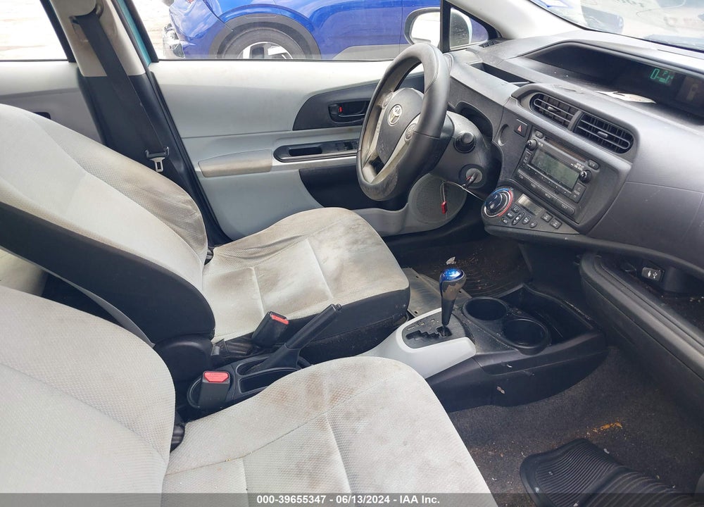 2013 TOYOTA PRIUS C ONE VIN: JTDKDTB32D1031935