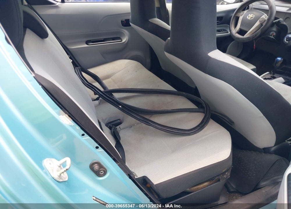 2013 TOYOTA PRIUS C ONE VIN: JTDKDTB32D1031935