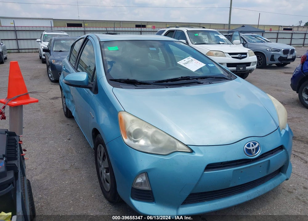 2013 TOYOTA PRIUS C ONE VIN: JTDKDTB32D1031935