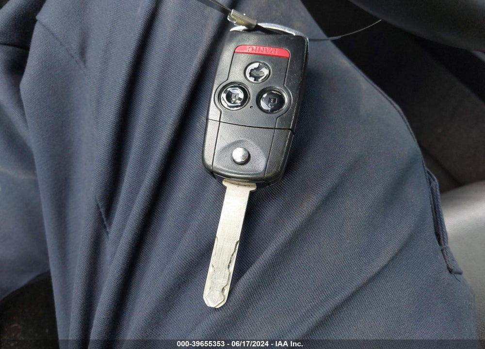 2013 ACURA TL 3.5 VIN: 19UUA8F20DA003360