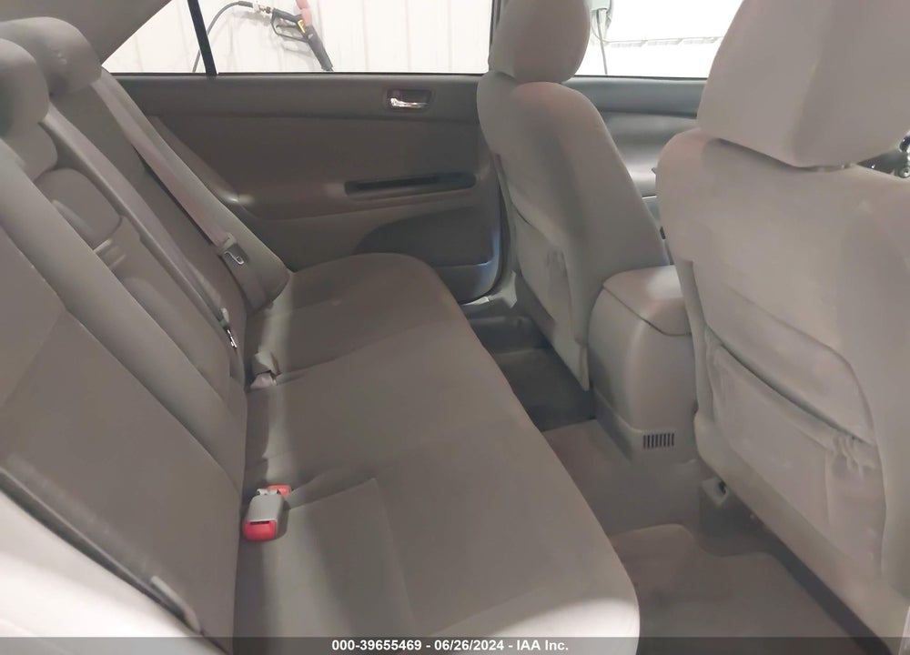 2005 TOYOTA CAMRY LE VIN: 4T1BE32K35U590572