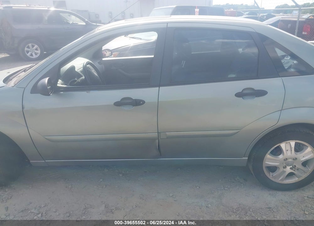 2005 FORD FOCUS ZX4 VIN: 1FAFP34N65W161217