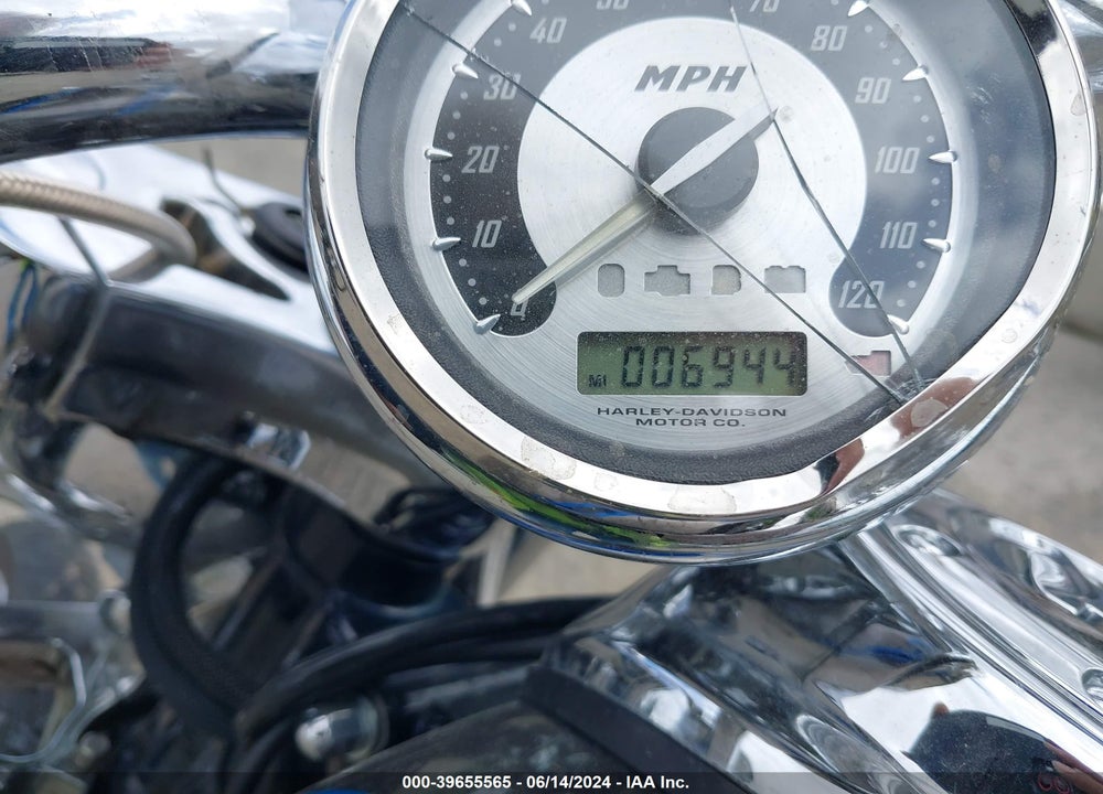 2007 HARLEY-DAVIDSON FXDSE VIN: 1HD1PS8157K975647
