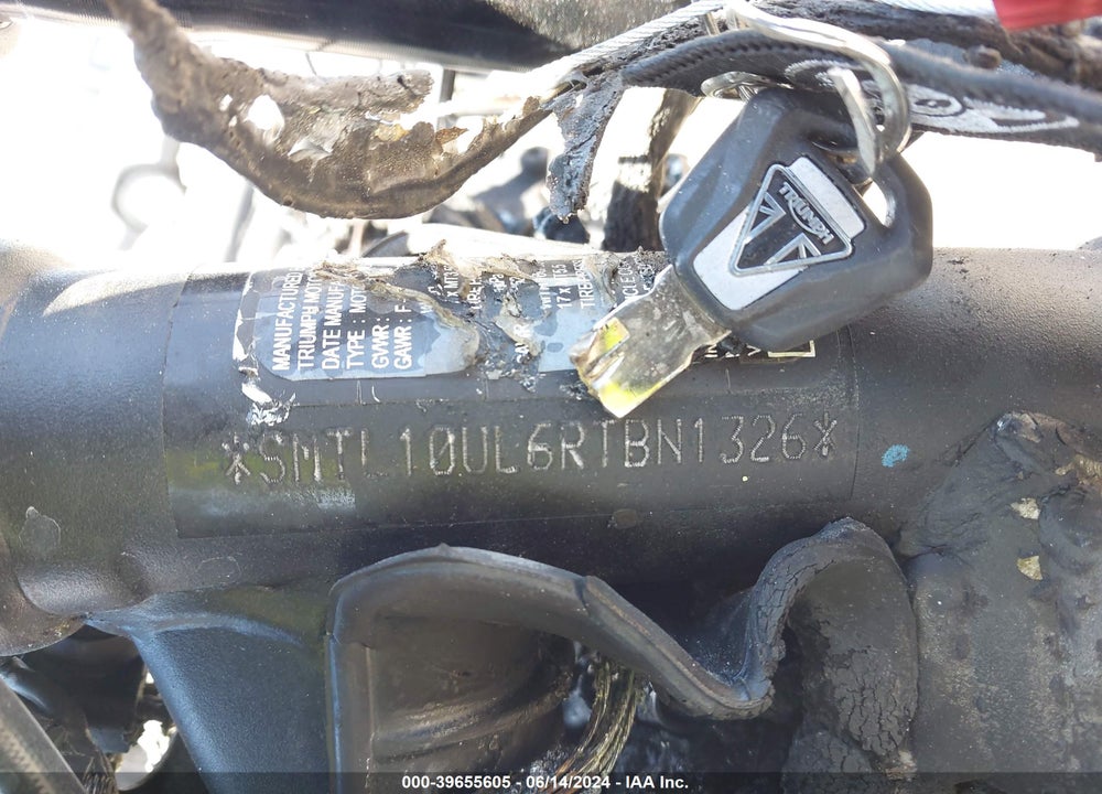 2024 TRIUMPH MOTORCYCLE TRIDENT 660 VIN: SMTL10UL6RTBN1326