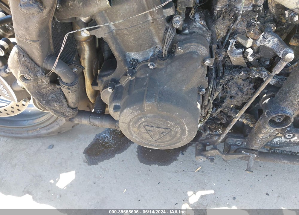 2024 TRIUMPH MOTORCYCLE TRIDENT 660 VIN: SMTL10UL6RTBN1326