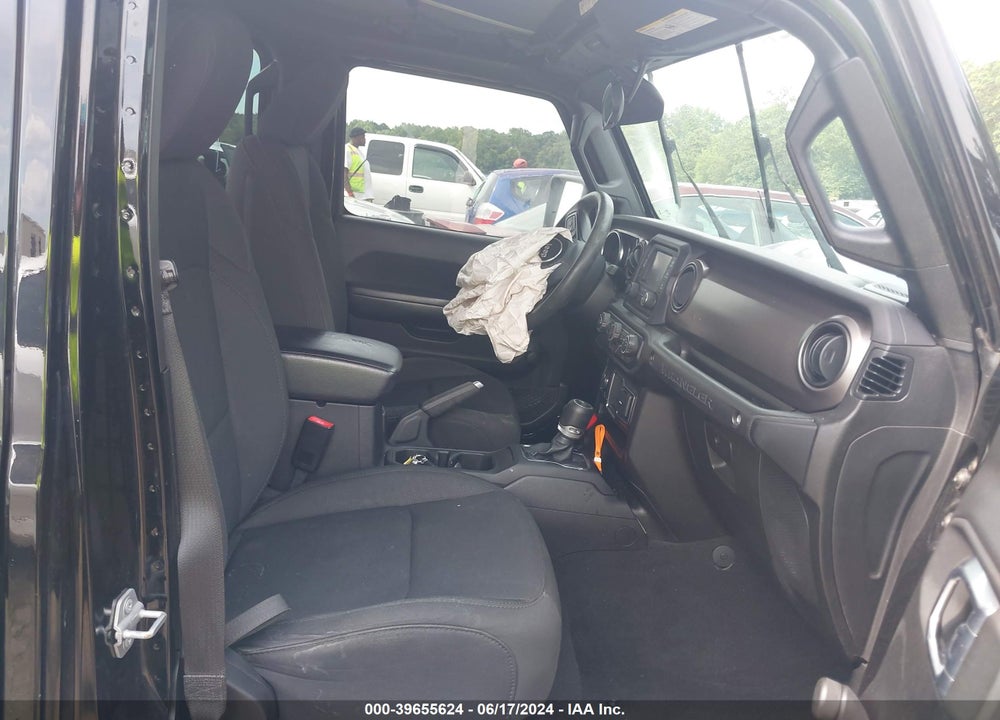 2020 JEEP WRANGLER UNLIMITED SPORT 4X4 VIN: 1C4HJXDN1LW110183