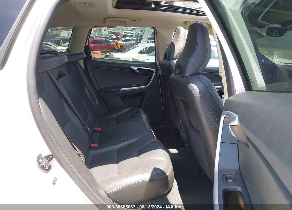 2011 VOLVO XC60 T6/T6 R-DESIGN VIN: YV4902DZ3B2218532