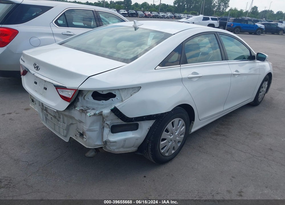 2011 HYUNDAI SONATA VIN: 5NPEB4AC6BH053789
