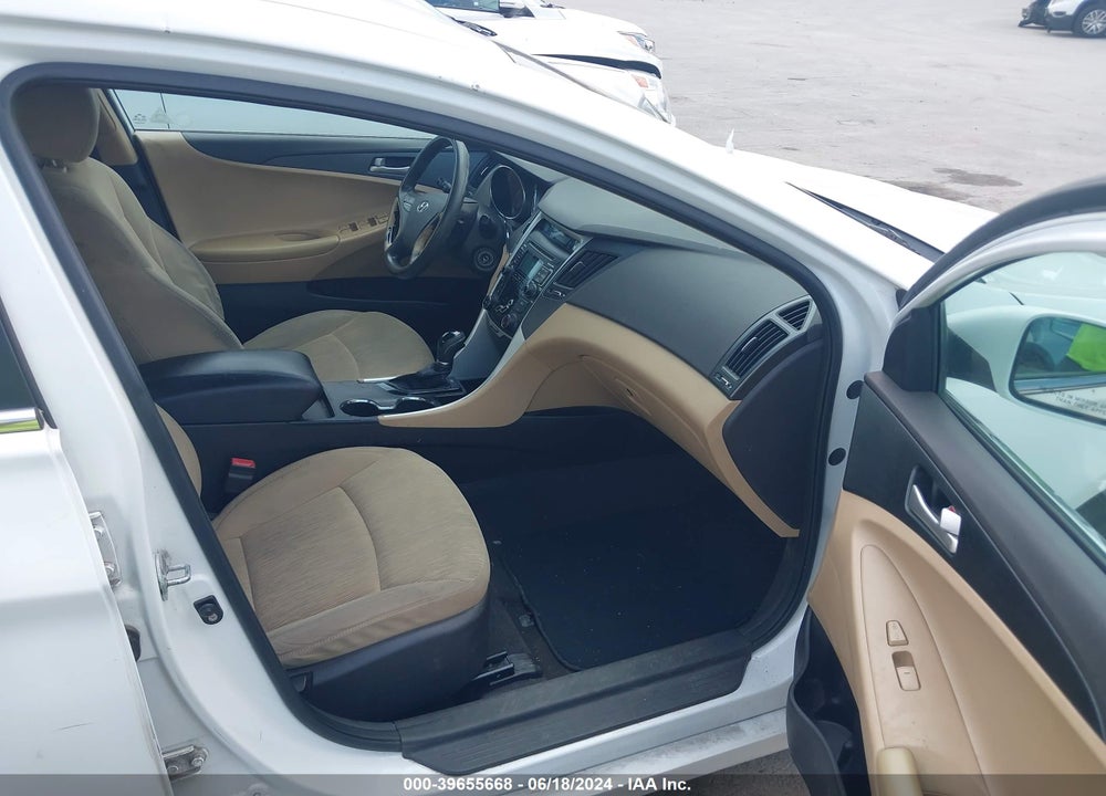 2011 HYUNDAI SONATA VIN: 5NPEB4AC6BH053789