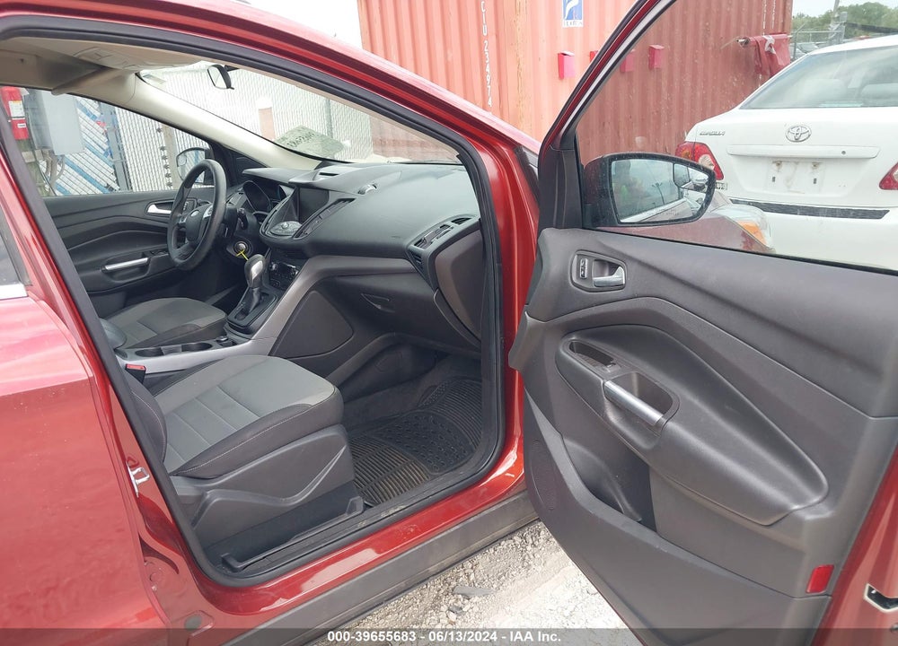 2014 FORD ESCAPE SE VIN: 1FMCU9GX7EUC05674