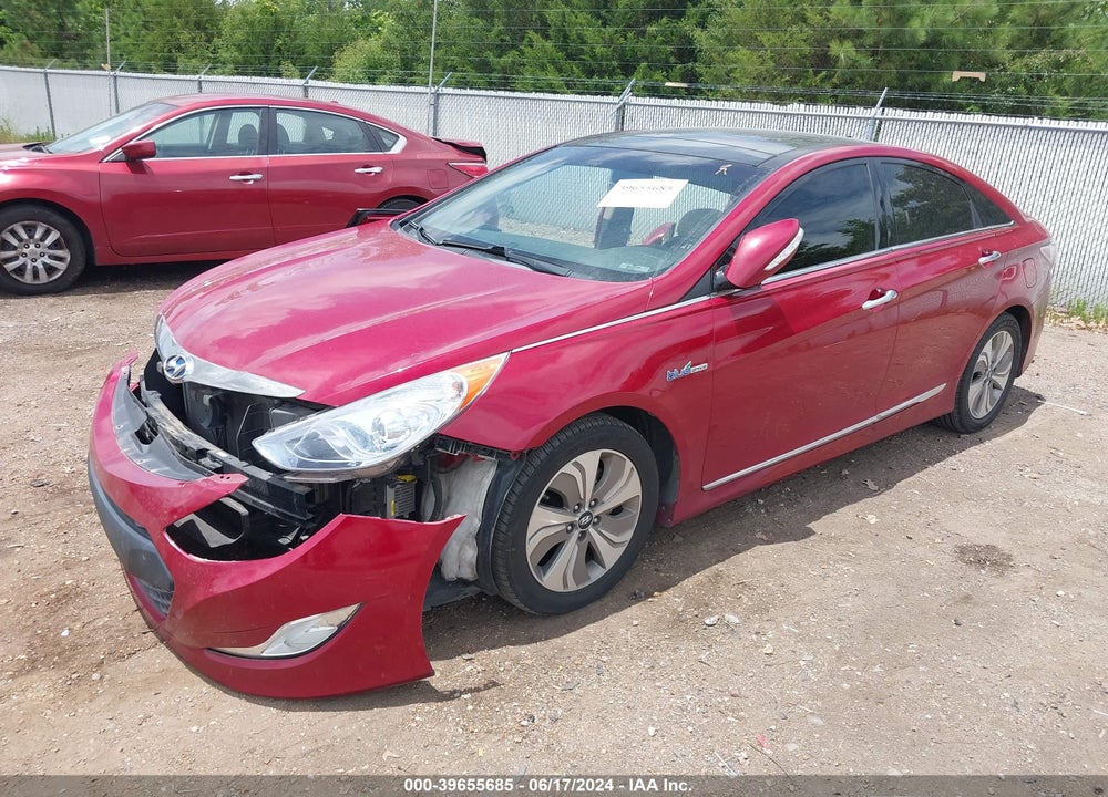 2015 HYUNDAI SONATA HYBRID LIMITED VIN: KMHEC4A44FA120050
