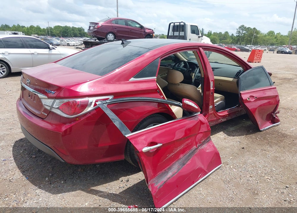 2015 HYUNDAI SONATA HYBRID LIMITED VIN: KMHEC4A44FA120050
