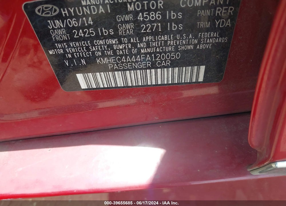 2015 HYUNDAI SONATA HYBRID LIMITED VIN: KMHEC4A44FA120050