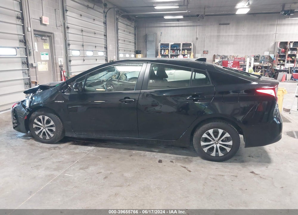 2022 TOYOTA PRIUS LE AWD-E VIN: JTDL9MFU2N3038971