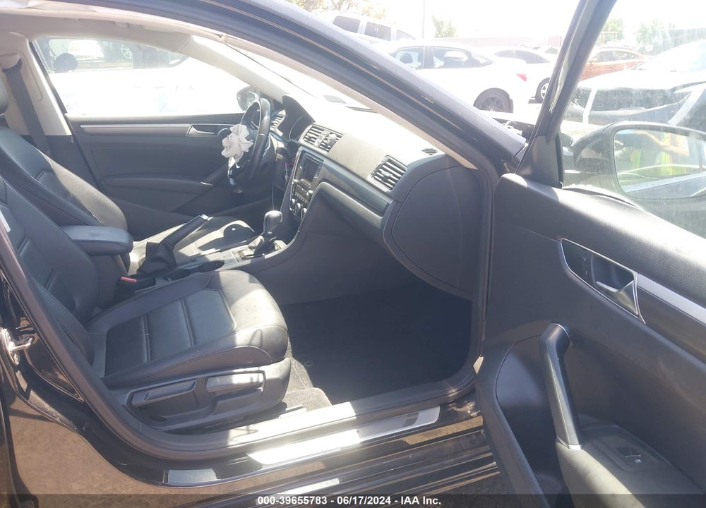 2016 VOLKSWAGEN PASSAT 1.8T R-LINE VIN: 1VWAT7A39GC063505
