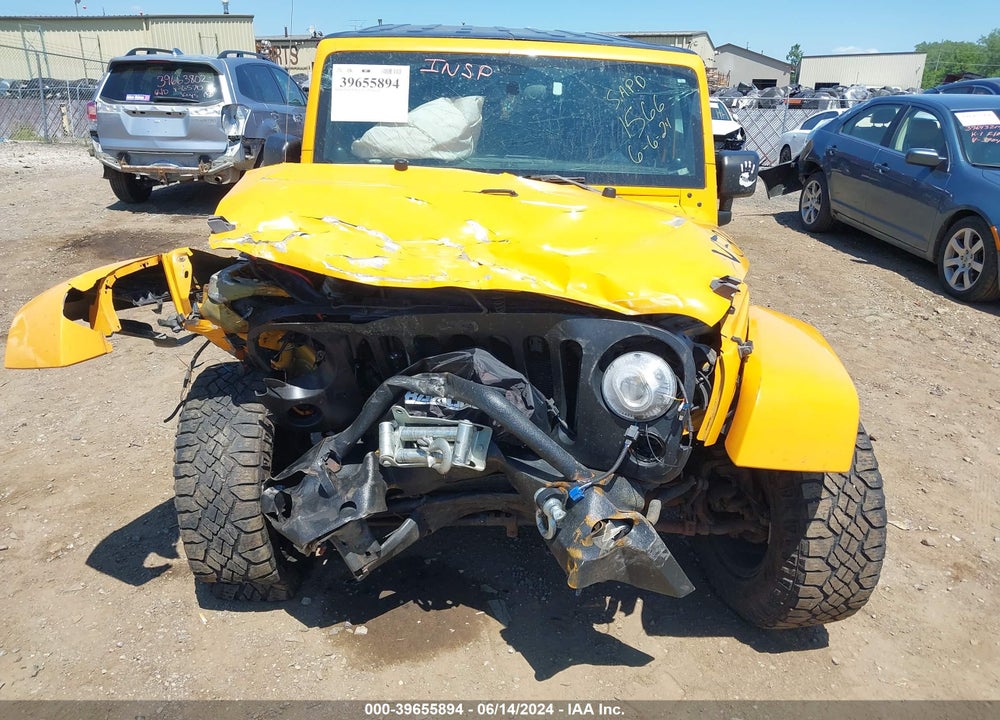 2012 JEEP WRANGLER UNLIMITED SAHARA VIN: 1C4BJWEGXCL201566