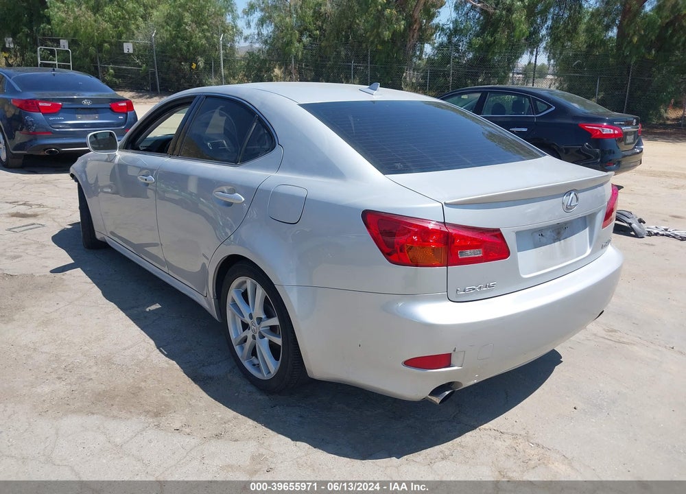 2007 LEXUS IS 250 VIN: JTHBK262575038777