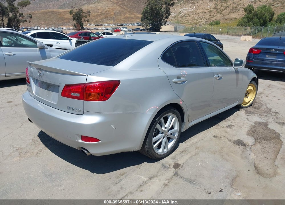 2007 LEXUS IS 250 VIN: JTHBK262575038777