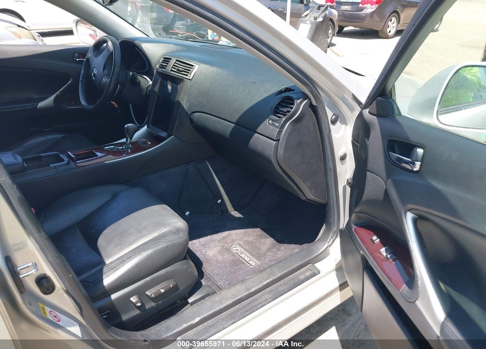 2007 LEXUS IS 250 VIN: JTHBK262575038777