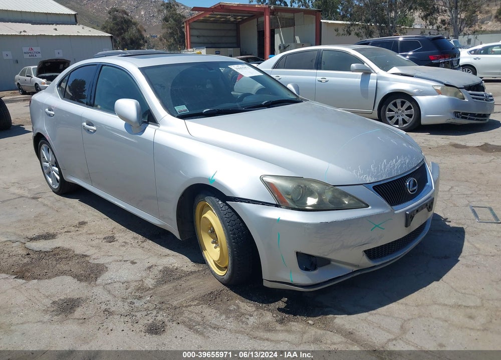 2007 LEXUS IS 250 VIN: JTHBK262575038777