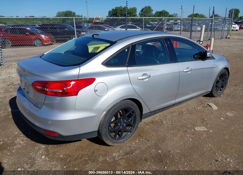 2016 FORD FOCUS SE VIN: 1FADP3F21GL397188
