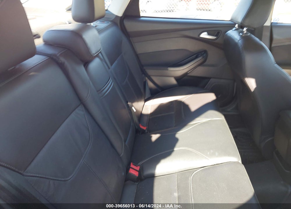 2016 FORD FOCUS SE VIN: 1FADP3F21GL397188