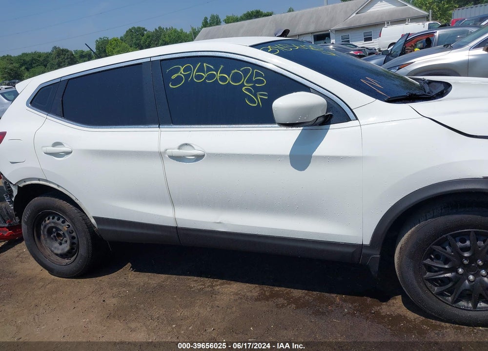 2018 NISSAN ROGUE SPORT S VIN: JN1BJ1CP9JW187986