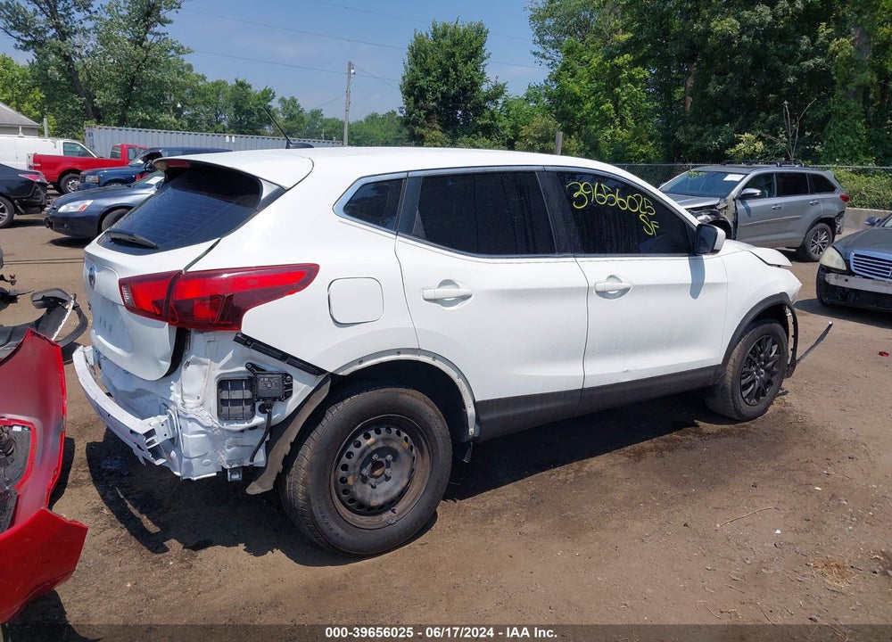 2018 NISSAN ROGUE SPORT S VIN: JN1BJ1CP9JW187986