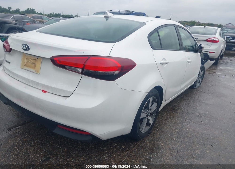 2018 KIA FORTE LX VIN: 3KPFL4A75JE242358